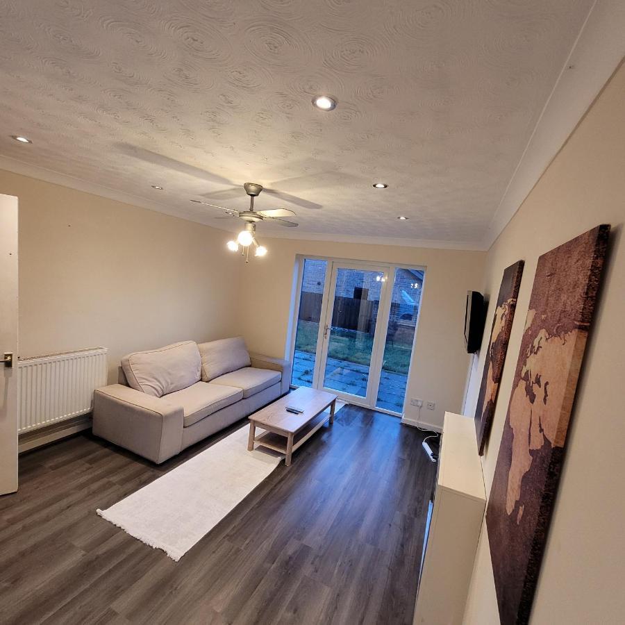 Hamilton 3 Bedrooms 10 Minutes From City Centre Leicester Luaran gambar